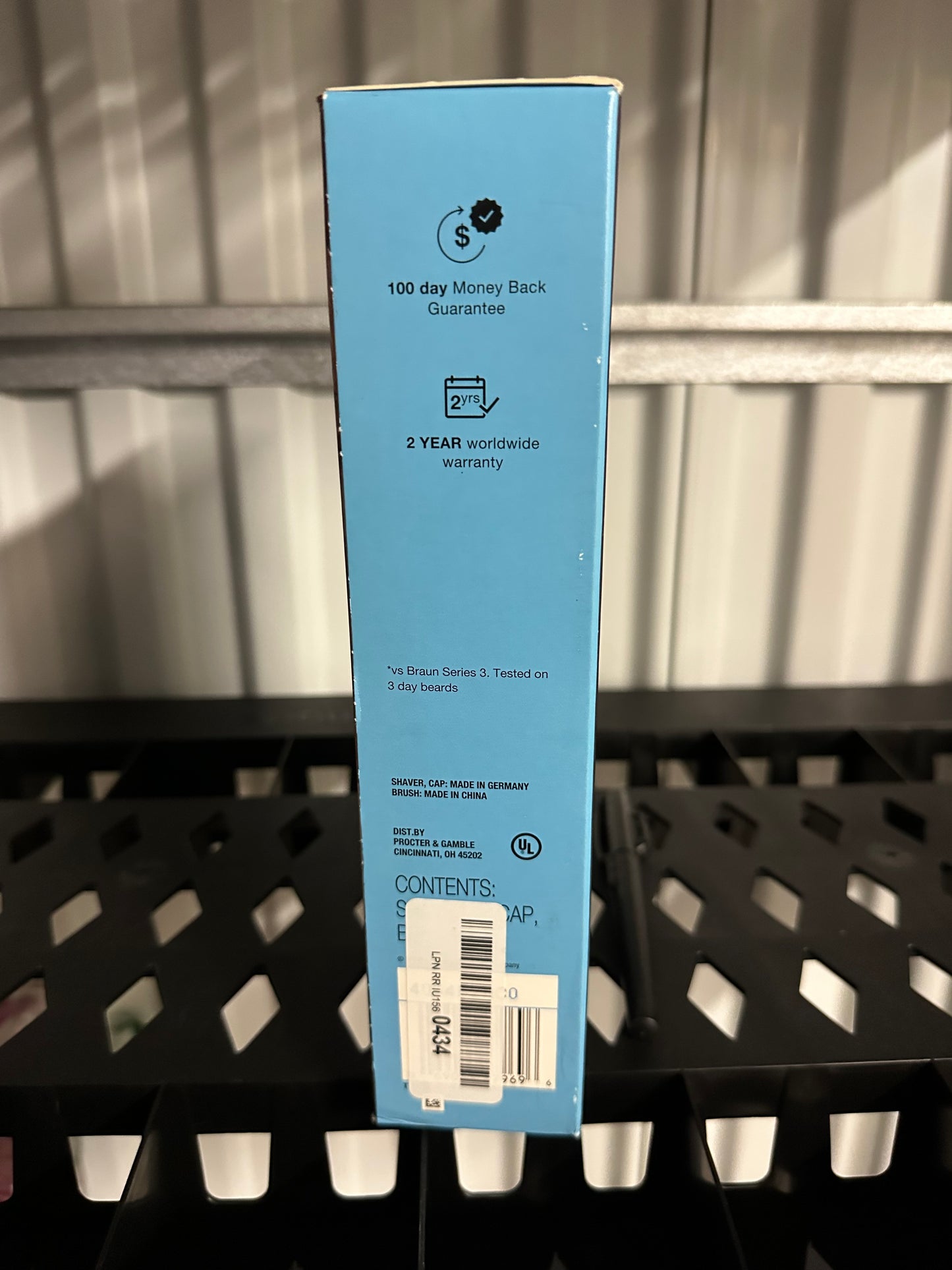 Braun Electric Series 3 Razor with Precision Trimmer, Rechargeable, Wet & Dry Foil Shaver for Men, Blue/Black, 4 Piece