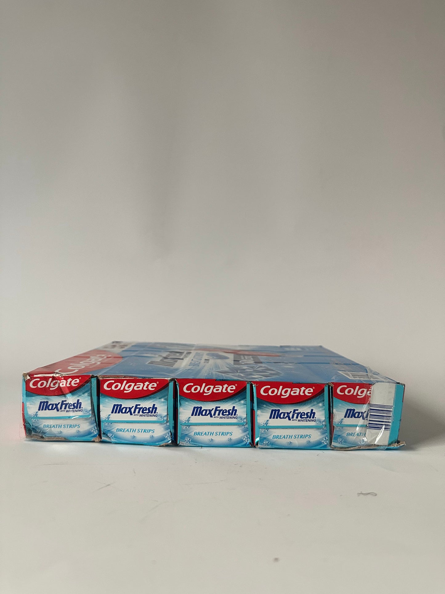 Colgate Max Fresh with Whitening Breath Strips, Cool Mint, 5-Pack 7.3 Ounces