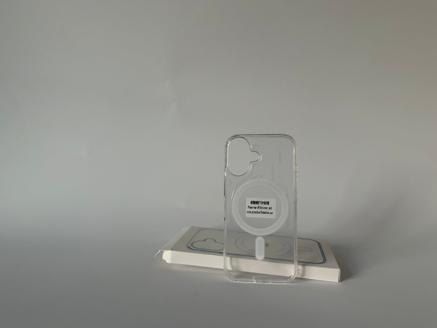 Magsafe Magnetic Case for iphone 16 - clear