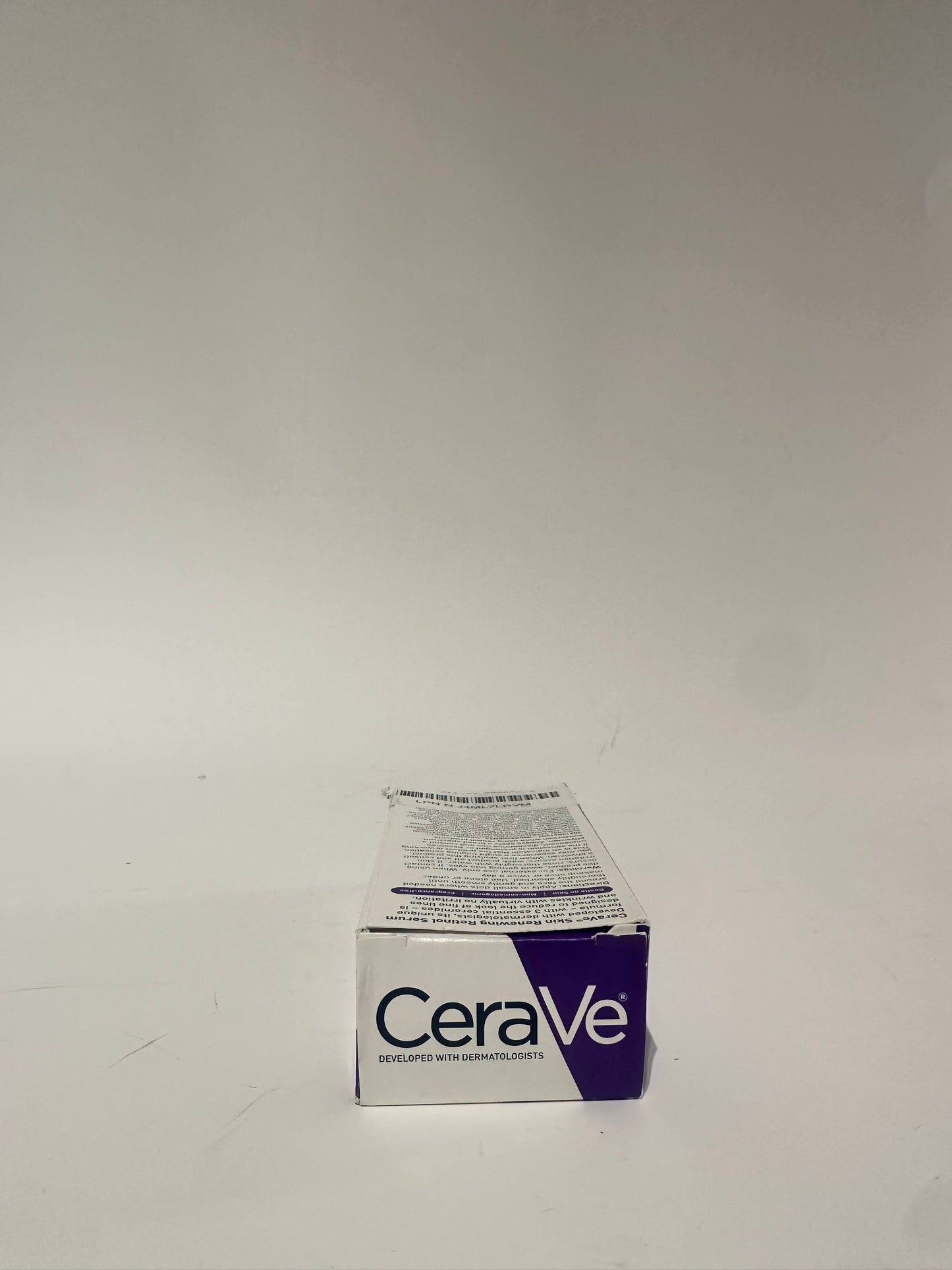 CeraVe Anti Aging Retinol Serum For Face, Encapsulated Retinol With Hyaluronic Acid, Niacinamide & Ceramides,Fragrance Free, 1 Oz