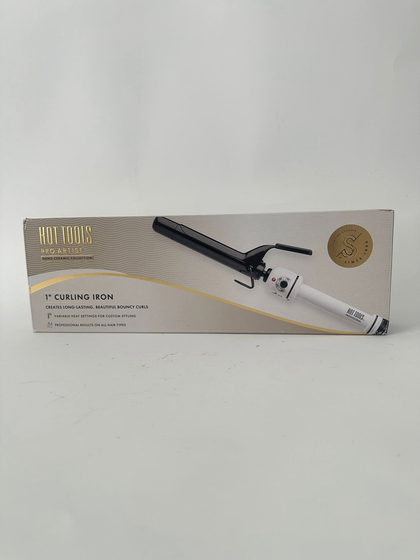HOT TOOLS Pro Artist Nano Ceramic Curling Iron/Wand | For Smooth, Shiny Hair (1 in) Black/White